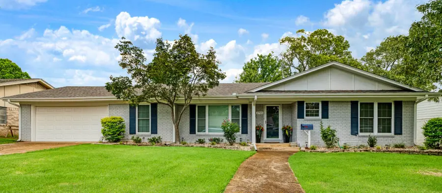 2705 Hubbard Street, Paris, TX 75460 - #3