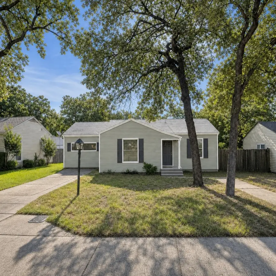 3018 Oakwood Street, Haltom City, TX 76117 - #2