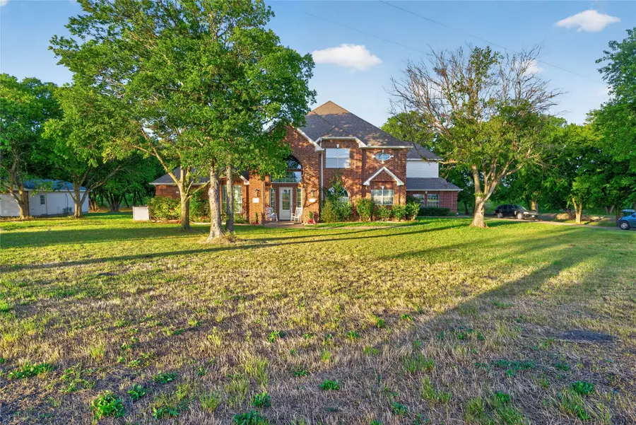 135 Kirkpatrick Road, Ennis, TX 75119 - #2
