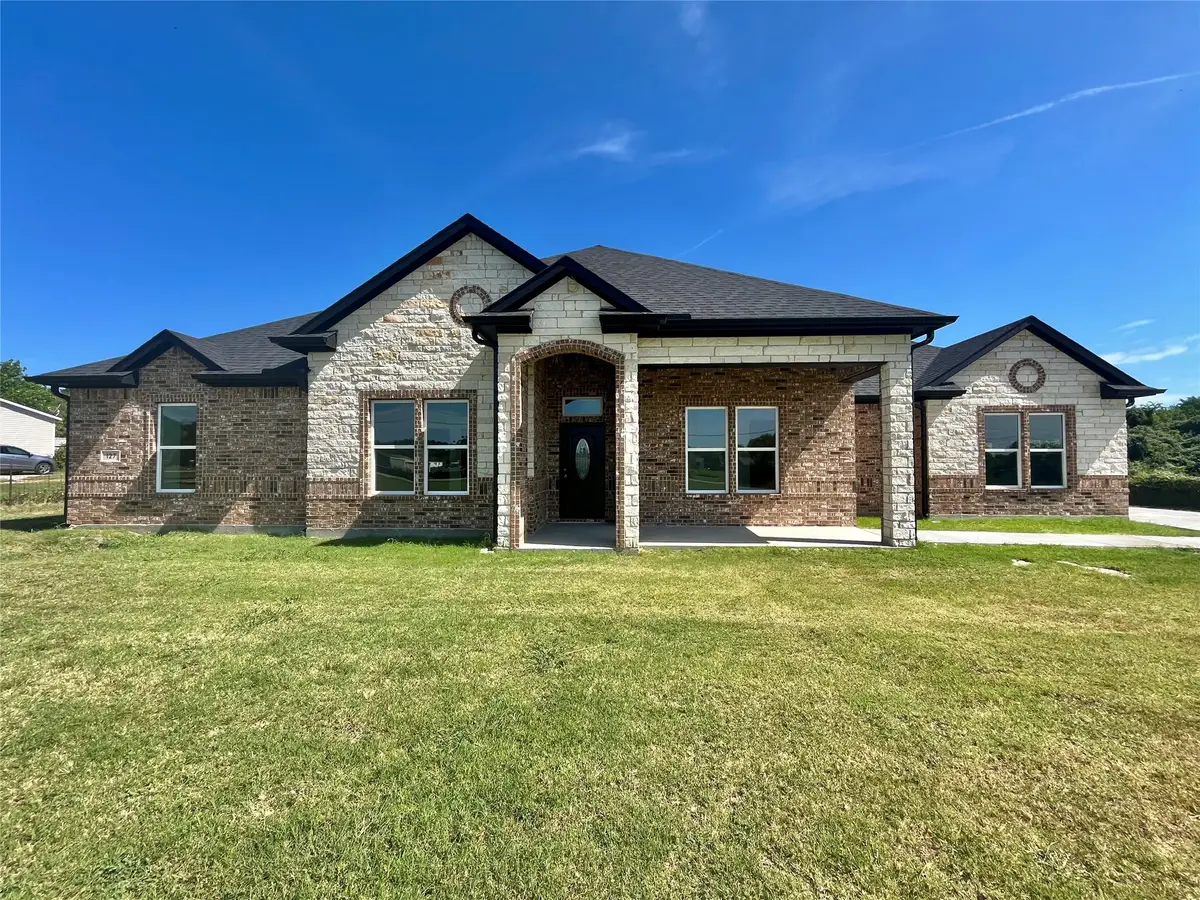 127 Valley Meadows Drive, Springtown, TX 76082 - #1
