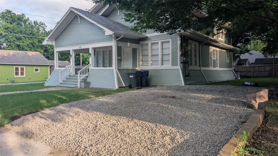203 Heard St Street #A/B, McKinney, TX 75069 - #2