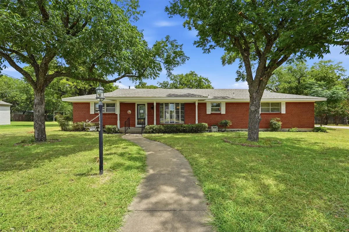 206 Mcanear Street, Cleburne, TX 76033 - #1
