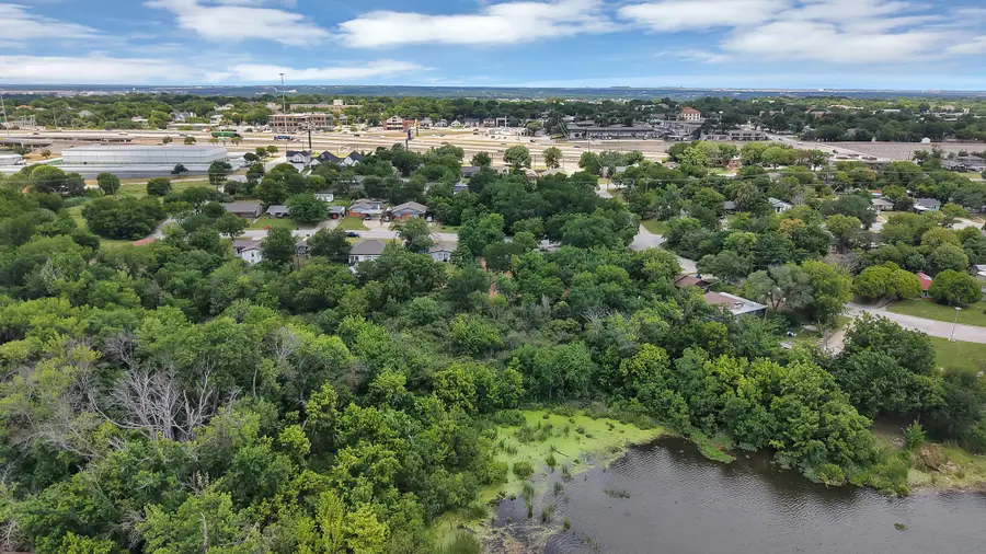 5307 Lovell Avenue, Fort Worth, TX 76107 - #3