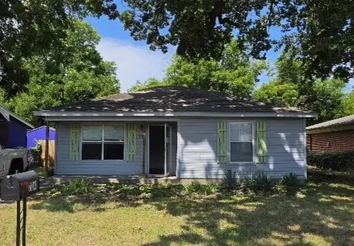 704 S Wilhite Street, Cleburne, TX 76031 - #1