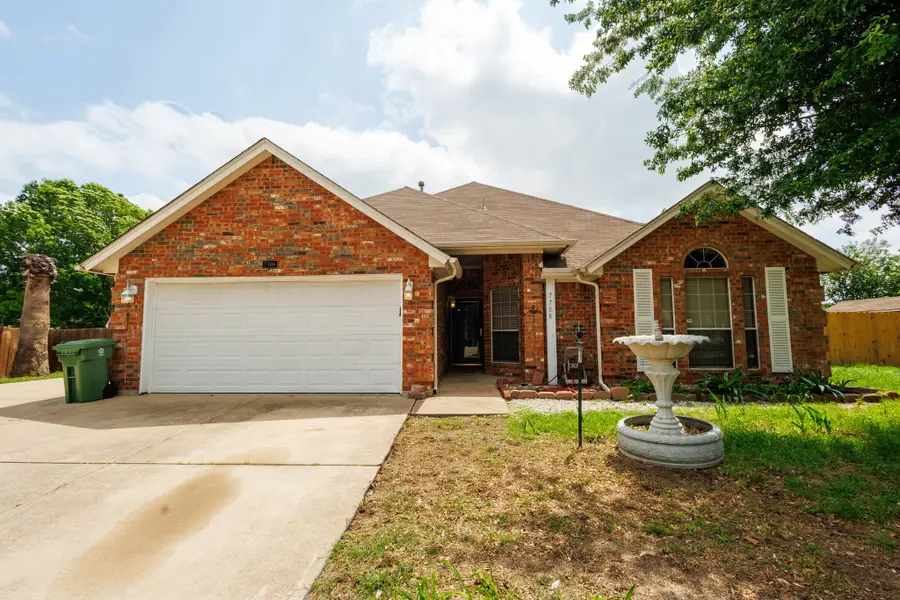 7708 Chandler Court, North Richland Hills, TX 76182 - #2