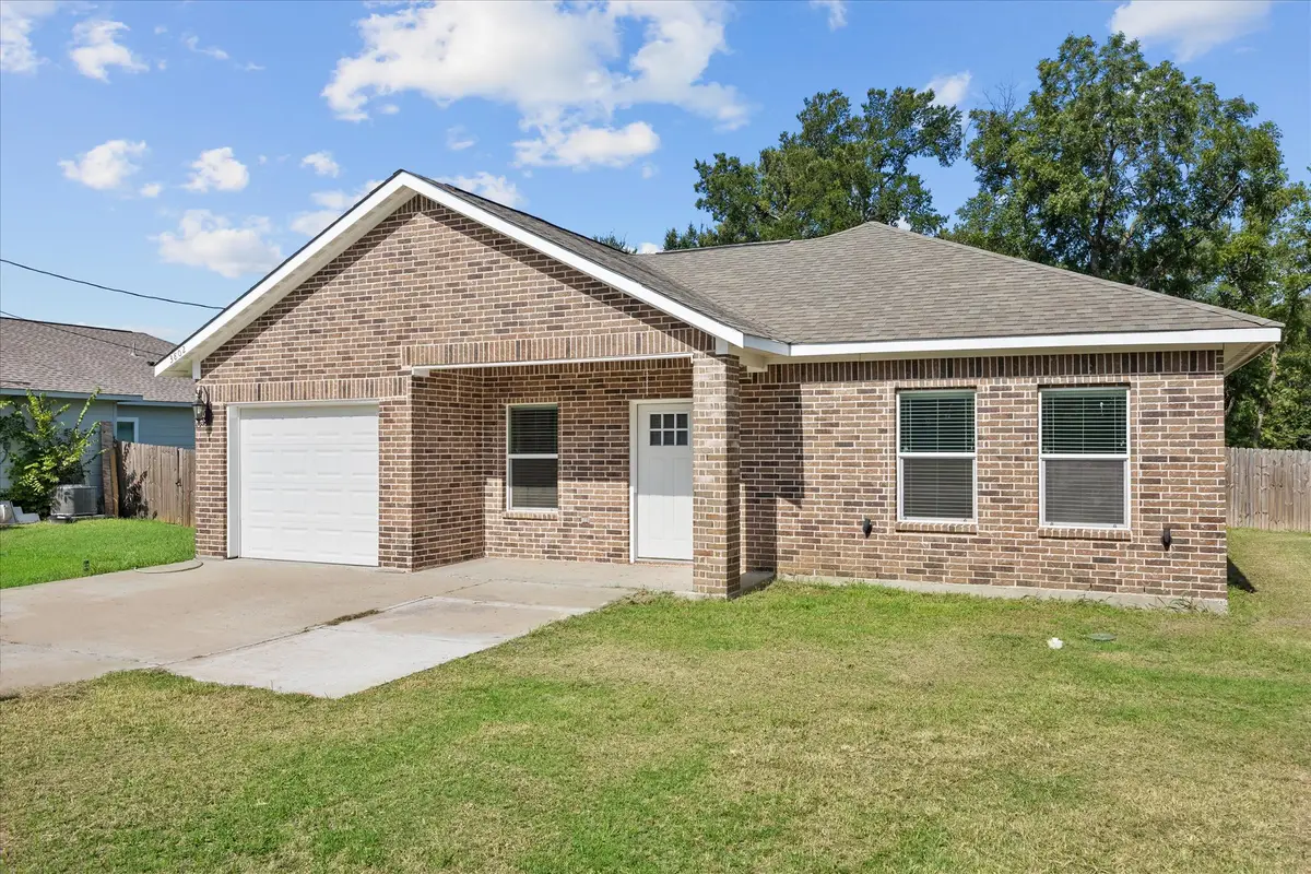 3802 College Street, Greenville, TX 75401 - #1