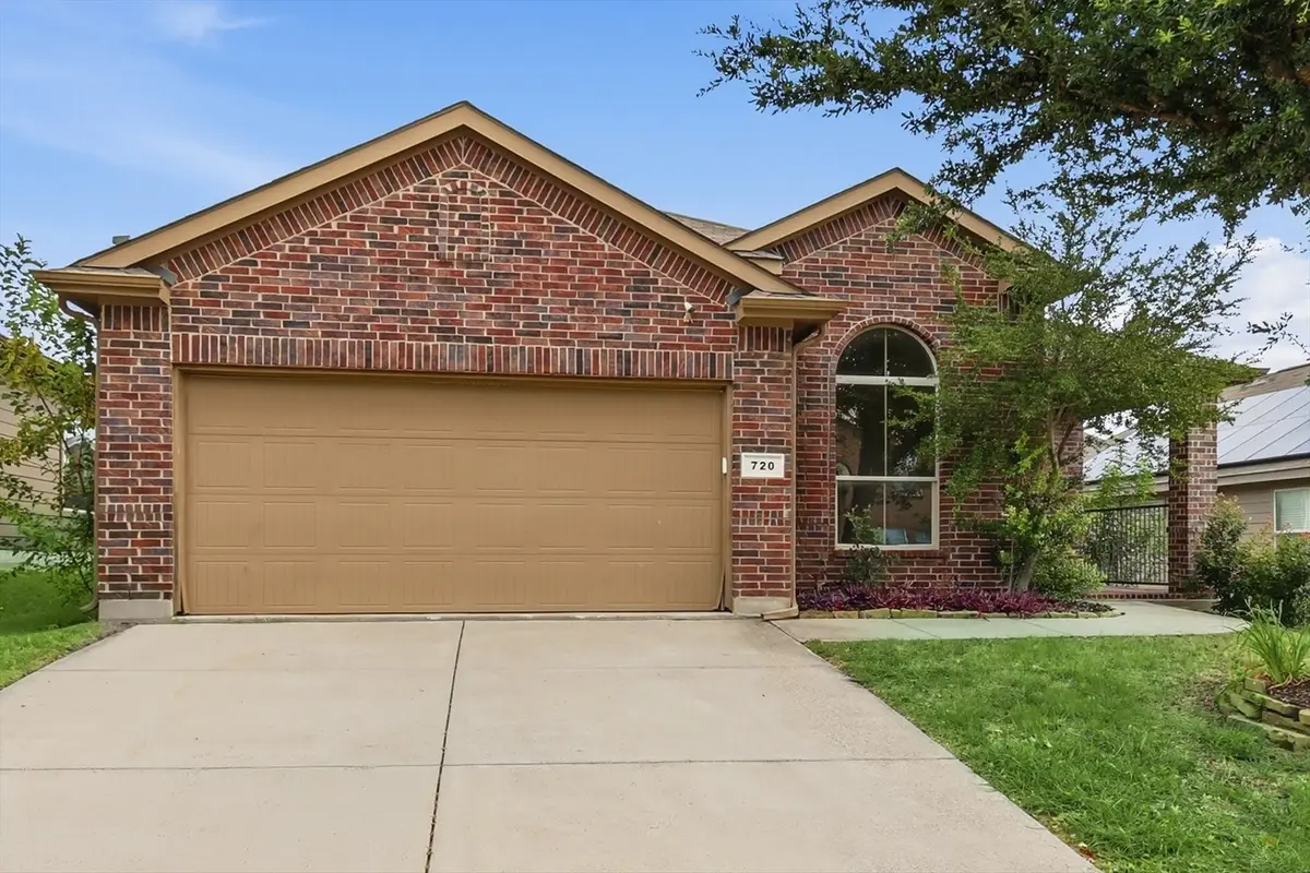 720 Rio Bravo Drive, Fort Worth, TX 76052 - #1