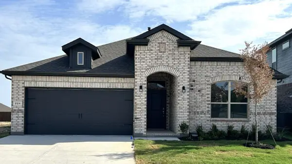 221 Lunayena Road, Rhome, TX 76078
