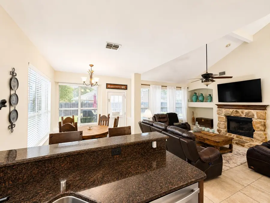 3103 Mason Avenue, Corinth, TX 76210 - #3