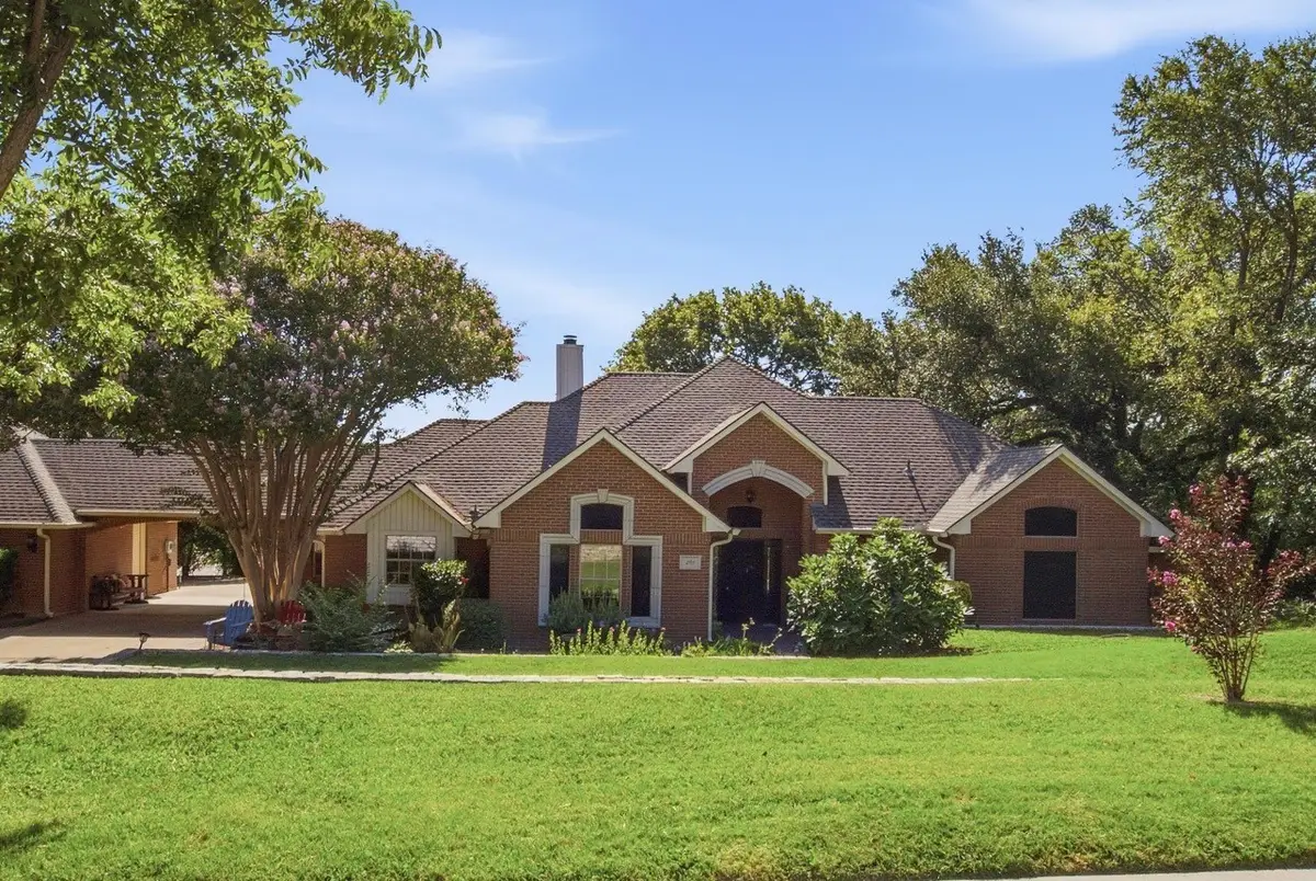 201 Coach House Circle, Fort Worth, TX 76108 - #1