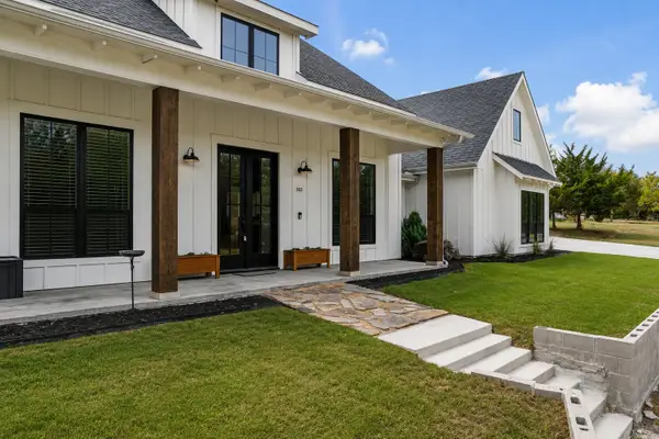 303 Cates Road, Van Alstyne, TX 75495