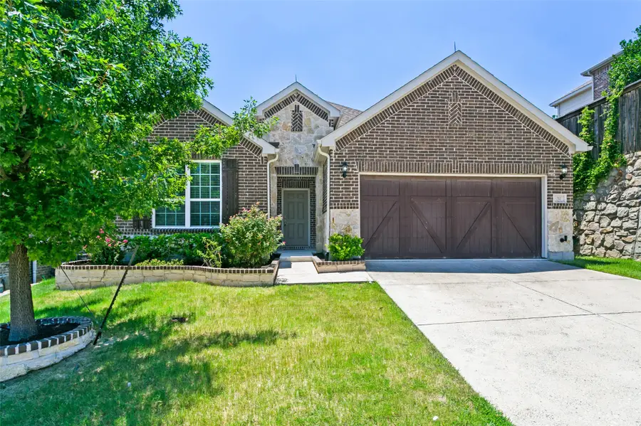 211 Copper Canyon Drive, Lewisville, TX 75067 - #2