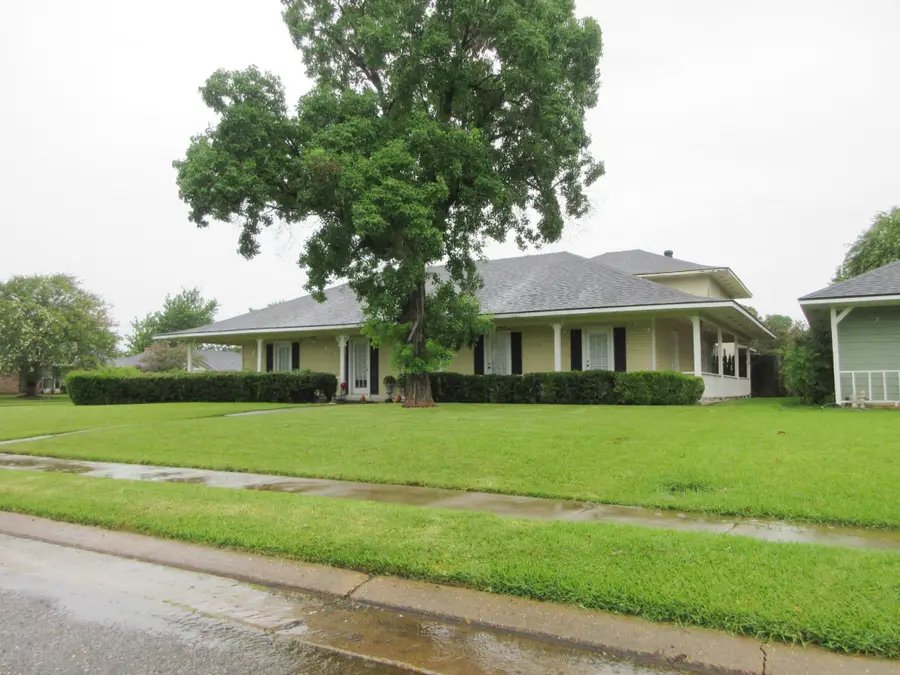 401 Post Oak Street, Bossier City, LA 71111 - #3