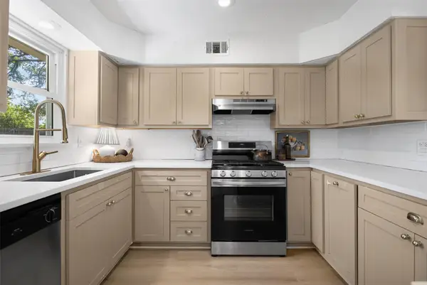 11367 Lippitt Avenue, Dallas, TX 75218