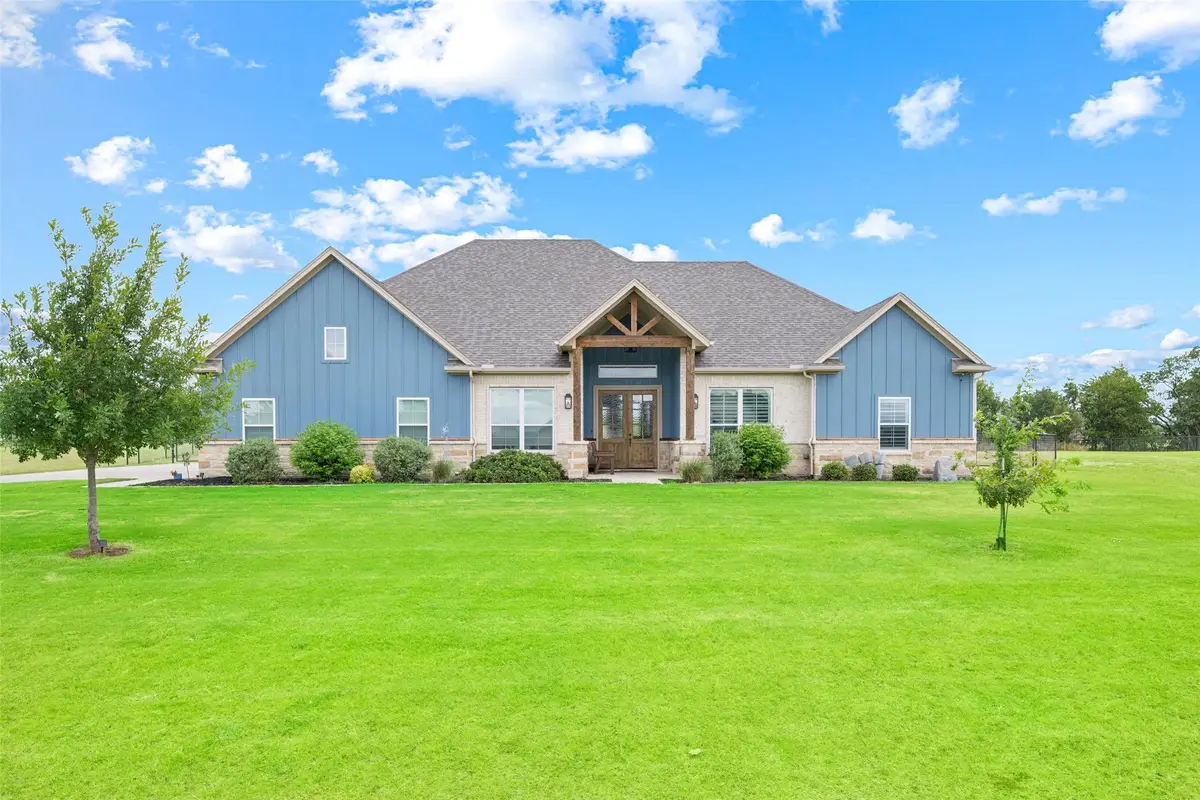 140 Clayton Crossing, Springtown, TX 76082 - #1