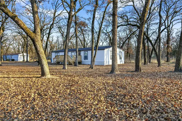 237 Wildflower Drive, Gun Barrel City, TX 75156