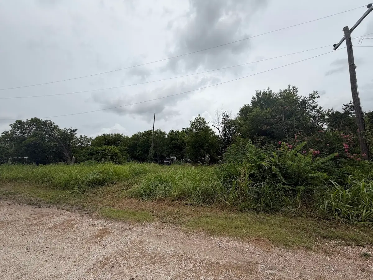 612 S Criswell Street, Mart, TX 76664 - #1