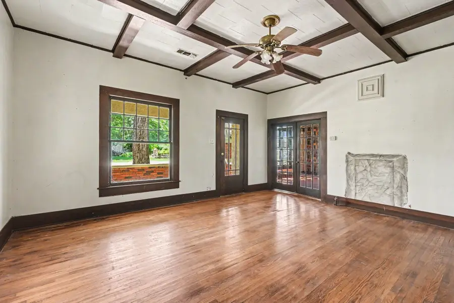 313 S Oak Street, Boyd, TX 76023 - #2
