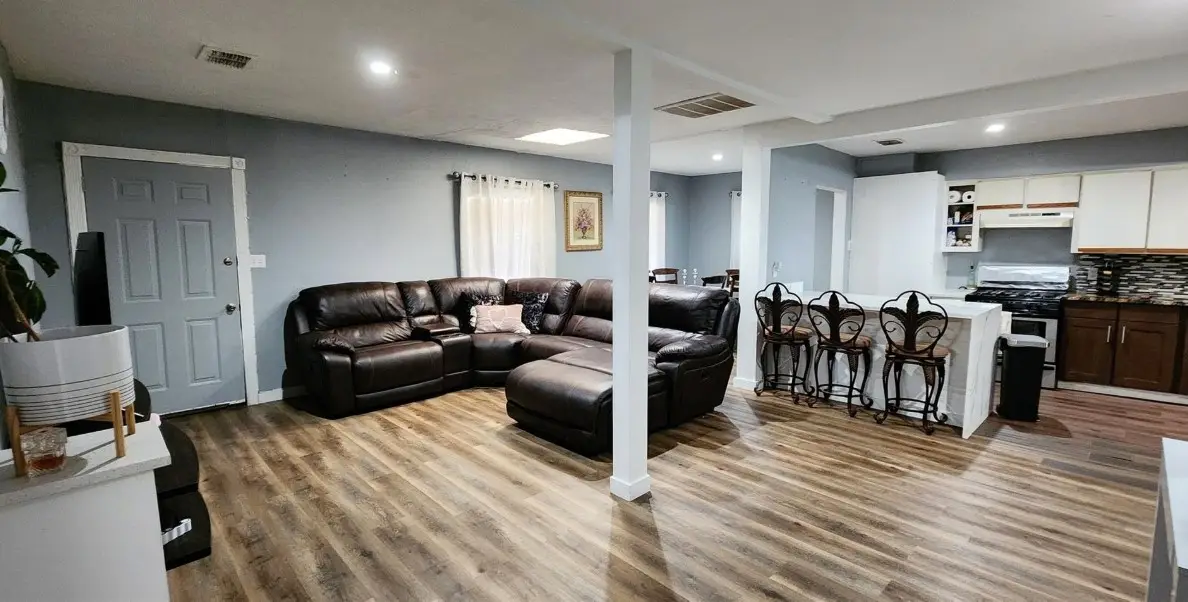 318 Macarthur Boulevard, Grand Prairie, TX 75050 - #1