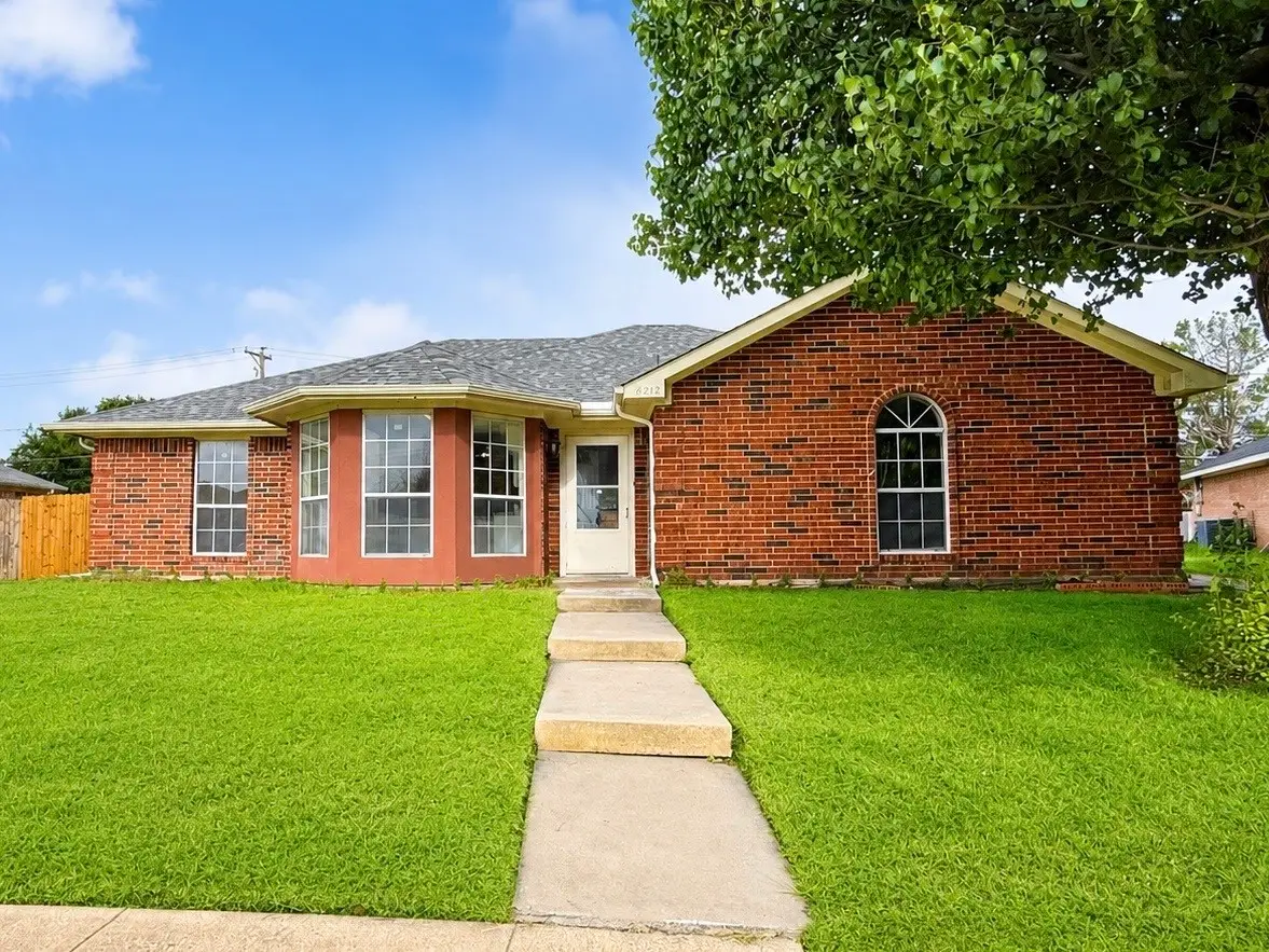 6212 Brookhaven Trail, Arlington, TX 76001 - #1