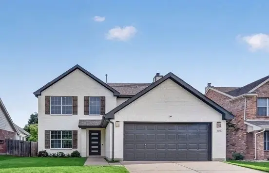 640 Fossil Wood Drive, Saginaw, TX 76179