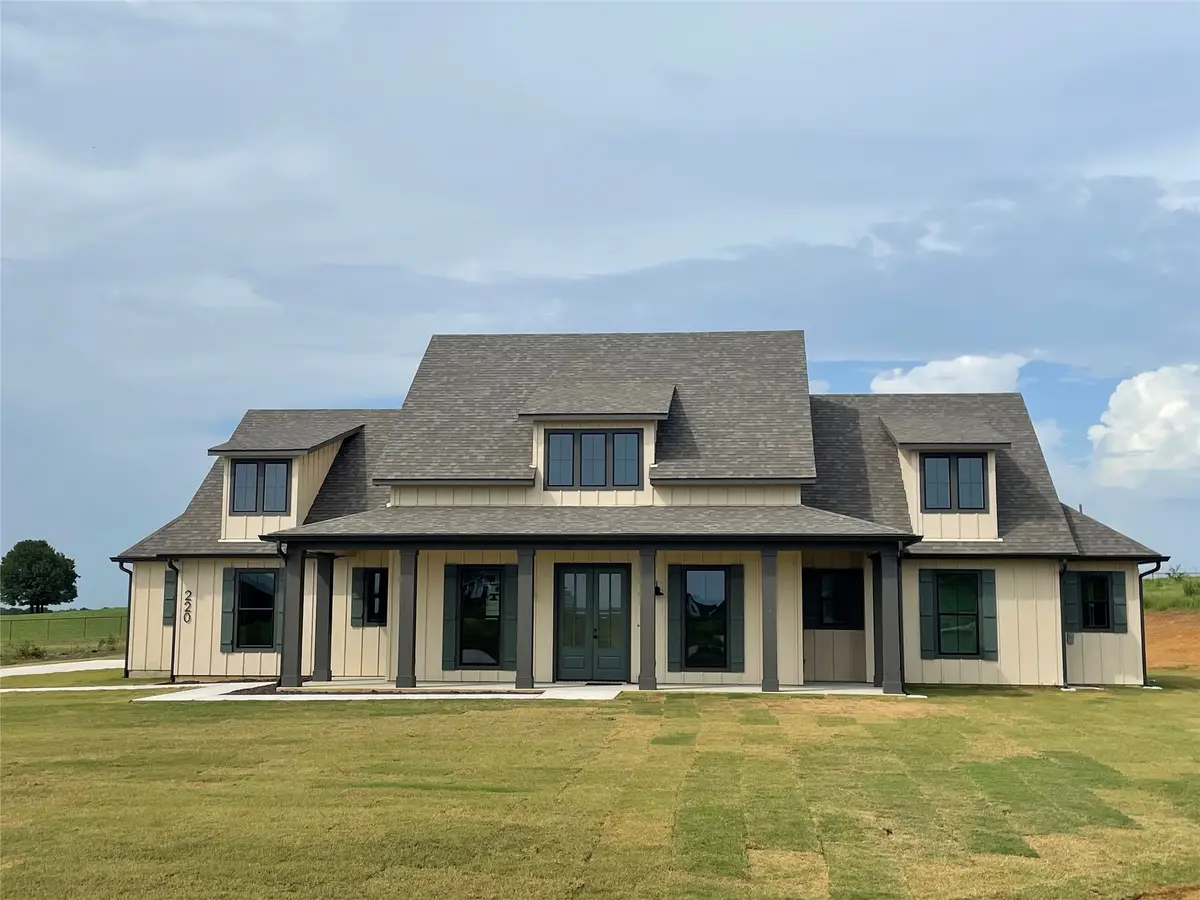 220 Dixie Estates Way, Whitesboro, TX 76273 - #1