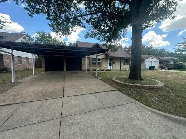 245 Pimlico Way, Saginaw, TX 76179 - #2