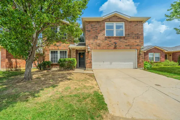 1558 Laurel Hall Lane, Little Elm, TX 75068