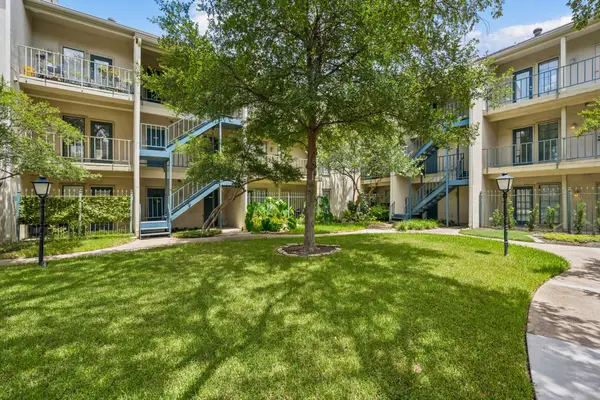 3105 San Jacinto Street #220, Dallas, TX 75204