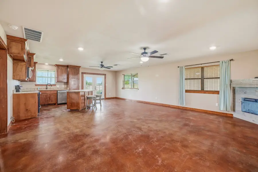 341 Wesley Chapel Road, Jacksboro, TX 76458 - #3