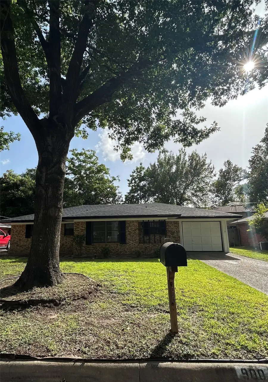 900 N 23 1/2 Street, Corsicana, TX 75110 - #2