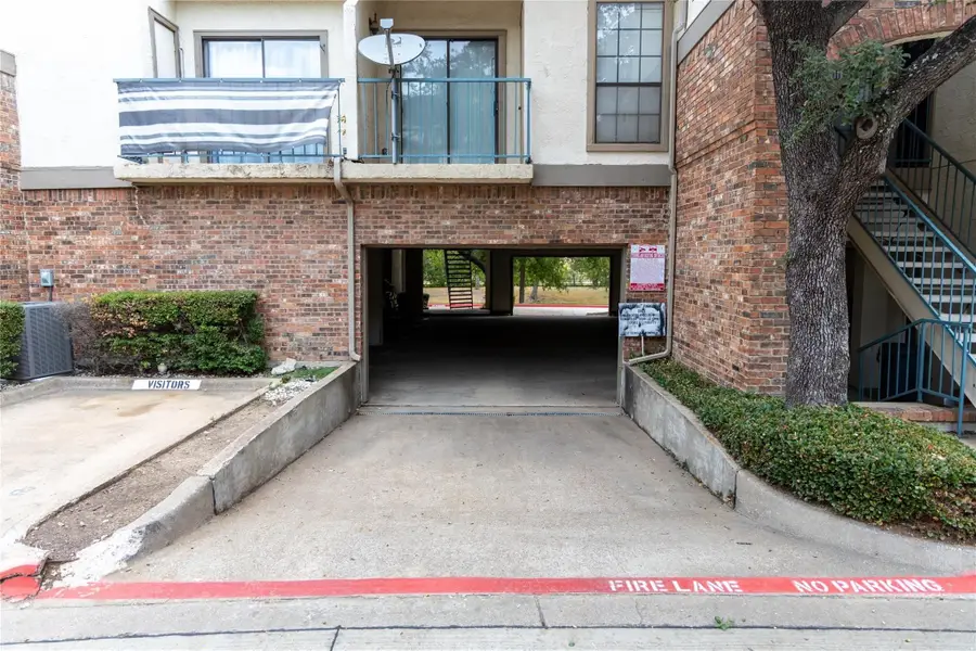 501 Arbor Creek Drive, Euless, TX 76039 - #2