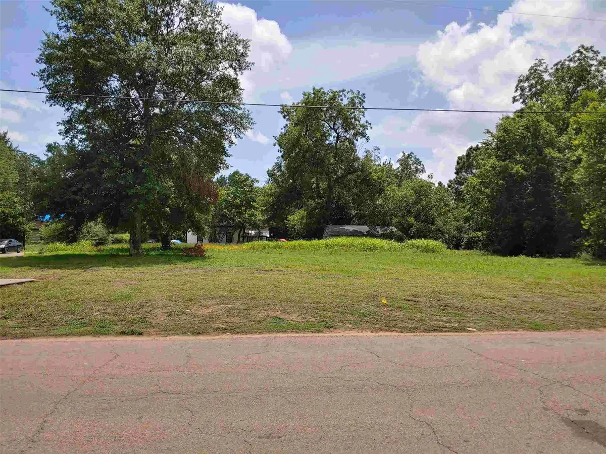 247 & 255 NW 13th Street, Paris, TX 75460 - #1