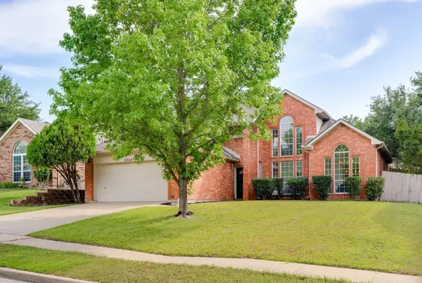 8364 Deep Green Drive, Dallas, TX 75249