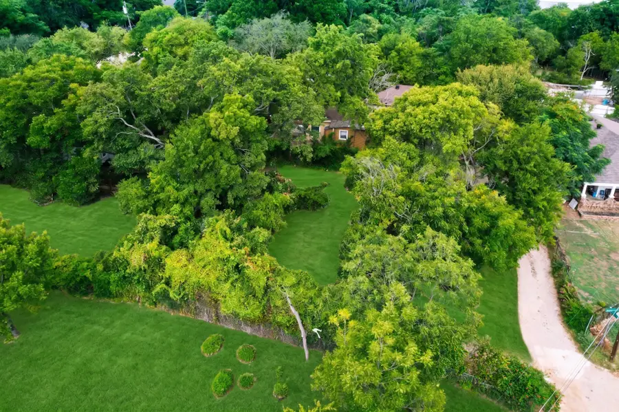 1136 Betterton Circle, Dallas, TX 75203 - #2