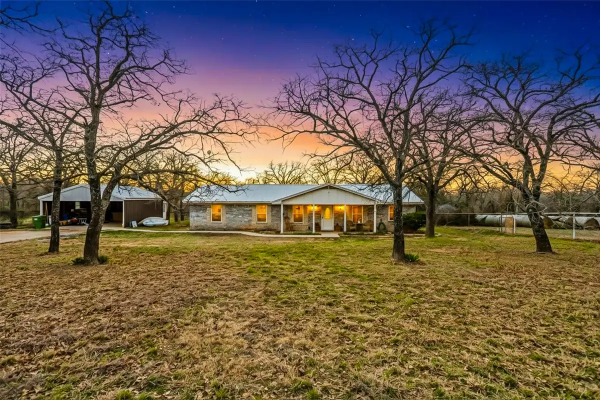 241 County Road 3689, Paradise, TX 76073 - #1