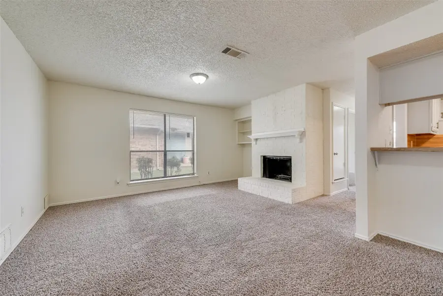 215 Silver Creek Drive, Duncanville, TX 75137 - #2
