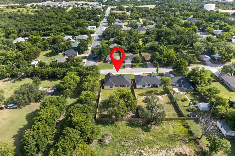 821 E 2nd Street, Weatherford, TX 76086 - #3