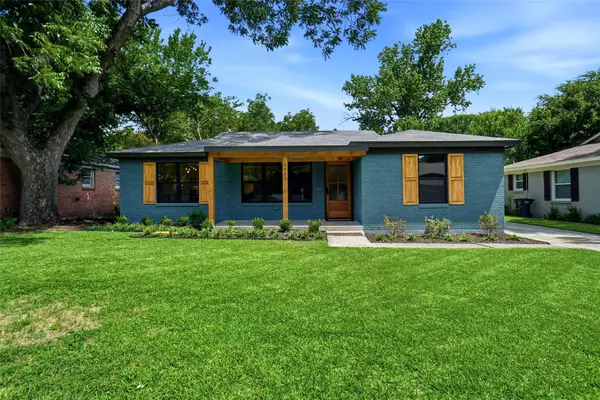 5452 Santa Barbara Avenue, Fort Worth, TX 76114