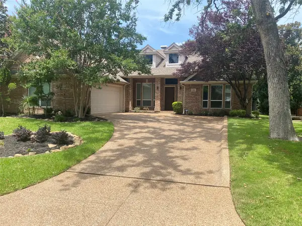 718 Ashleigh Lane, Southlake, TX 76092