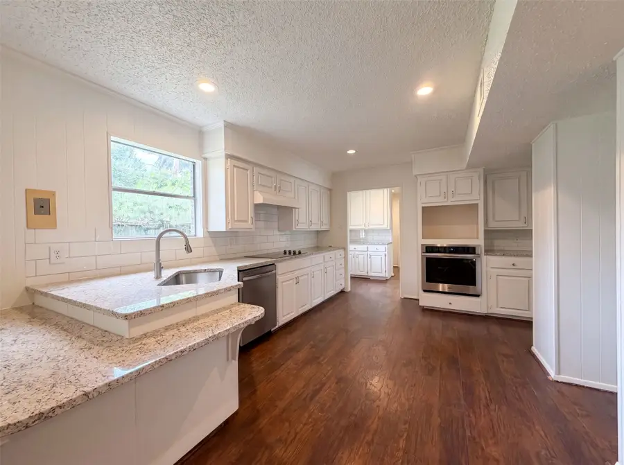 4612 Kenway Court, Fort Worth, TX 76132 - #2