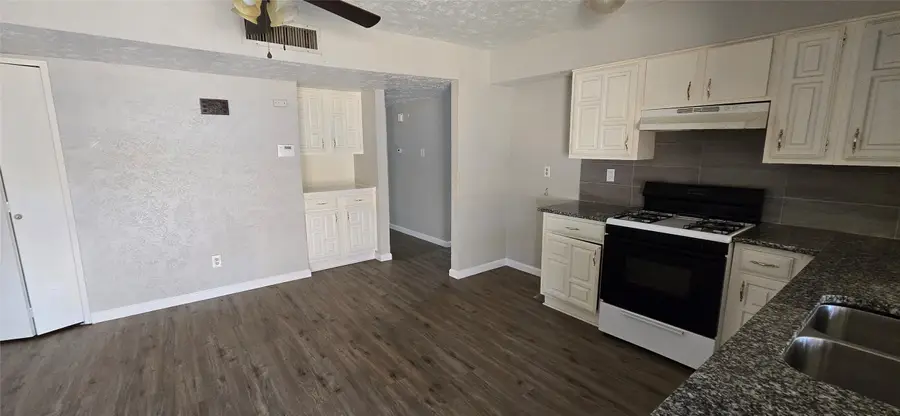7322 Long Canyon Trail, Dallas, TX 75249 - #3