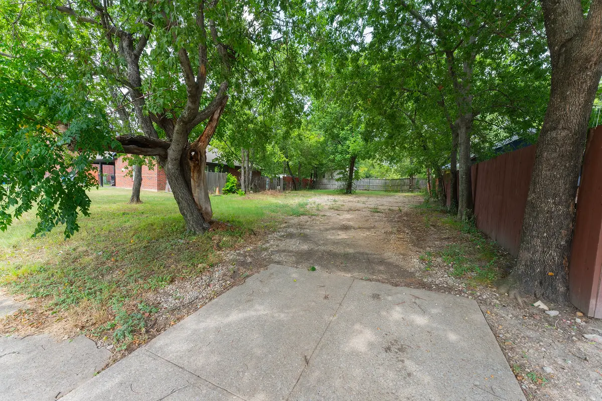 502 Rayenell Avenue, Dallas, TX 75217 - #1