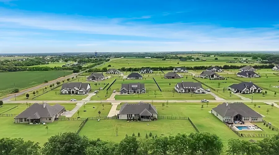 330 Waterview Drive, Gunter, TX 75058 - #2