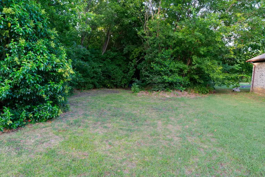 600 N Elm Street, Lancaster, TX 75146 - #3