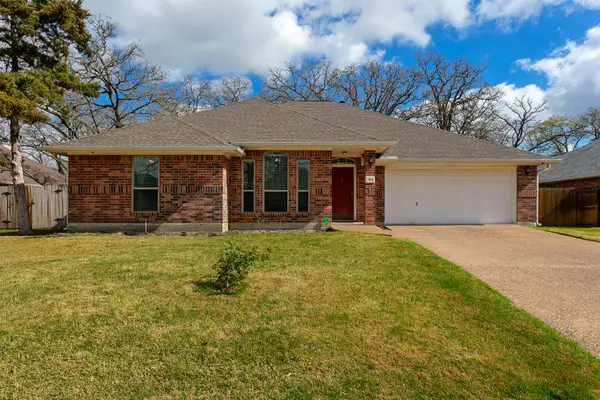 2905 Mirrormere Circle, Bryan, TX 77807