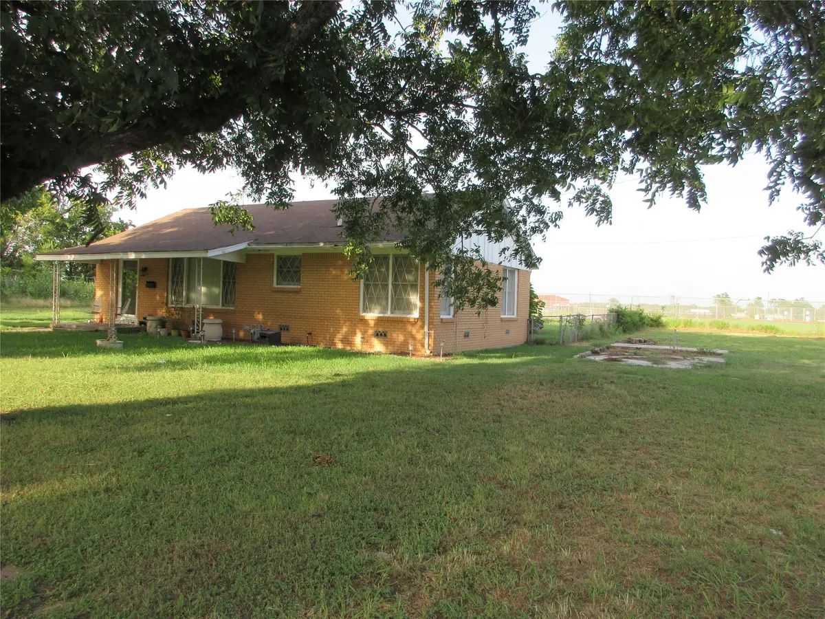 704 Wabash Street #1, Marlin, TX 76661 - #1