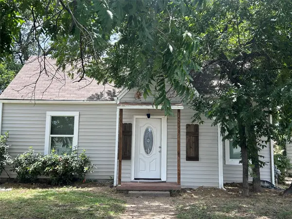 600 E Robert Street, Fort Worth, TX 76104
