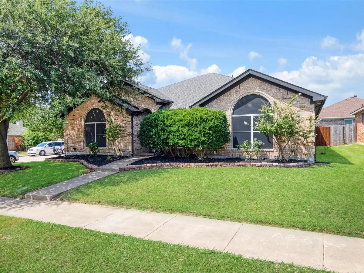 8002 Blue Duck Trail, Arlington, TX 76002 - #1