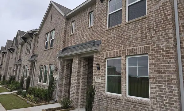 5728 Lakeview Drive, Watauga, TX 76148